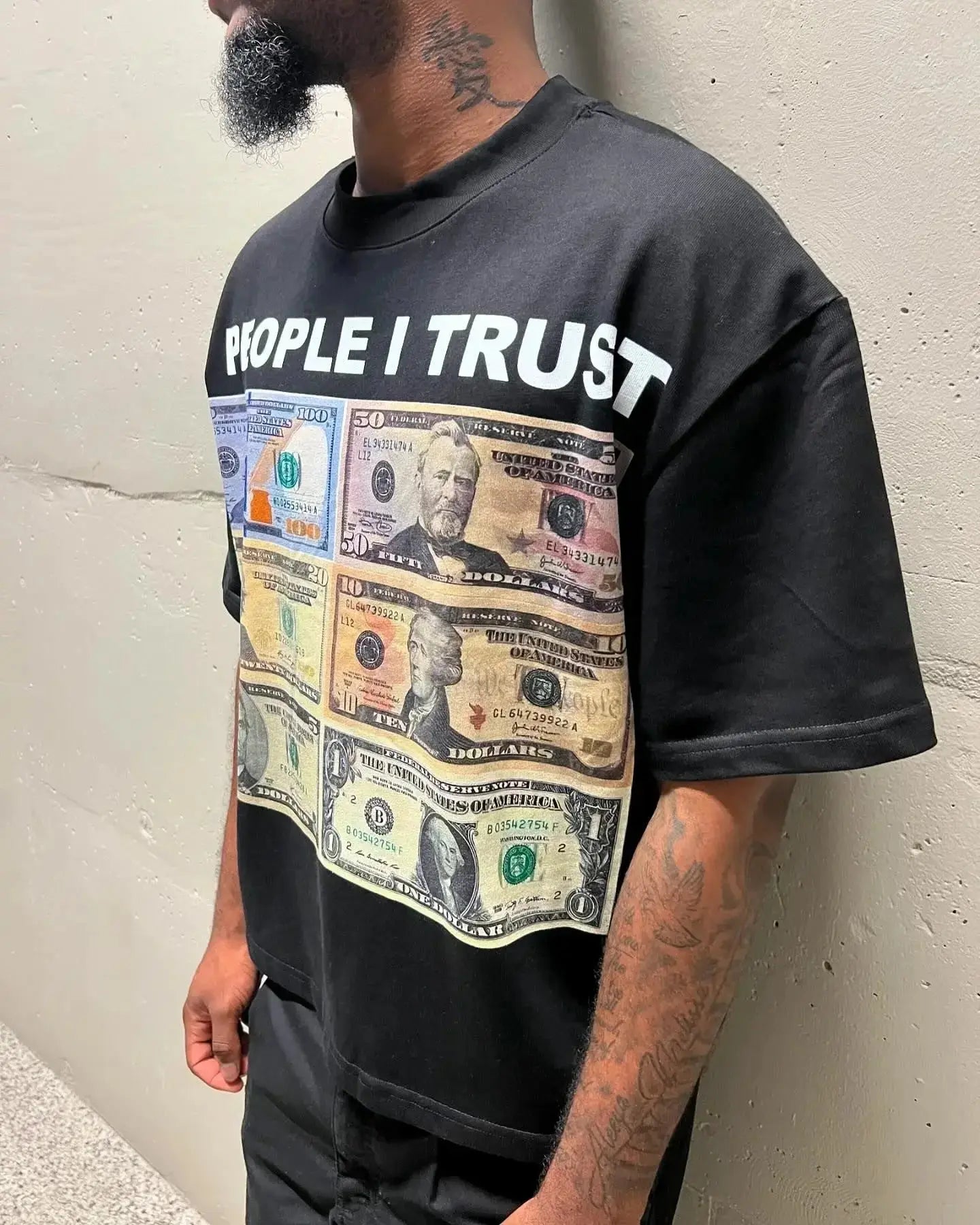 Pluto Trust Nuttin but Cash Oversized T-Shirt Pluto Clo uk | Official Website