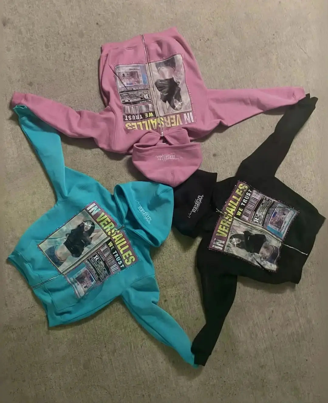 Pluto Magazine In Versailles Y2K Zip-Up Hoodie — Oversized Streetwear Graphic Zip Hoodie for Men & Women | Vintage Aesthetic (S–XL) Pluto Clo uk | Official Website