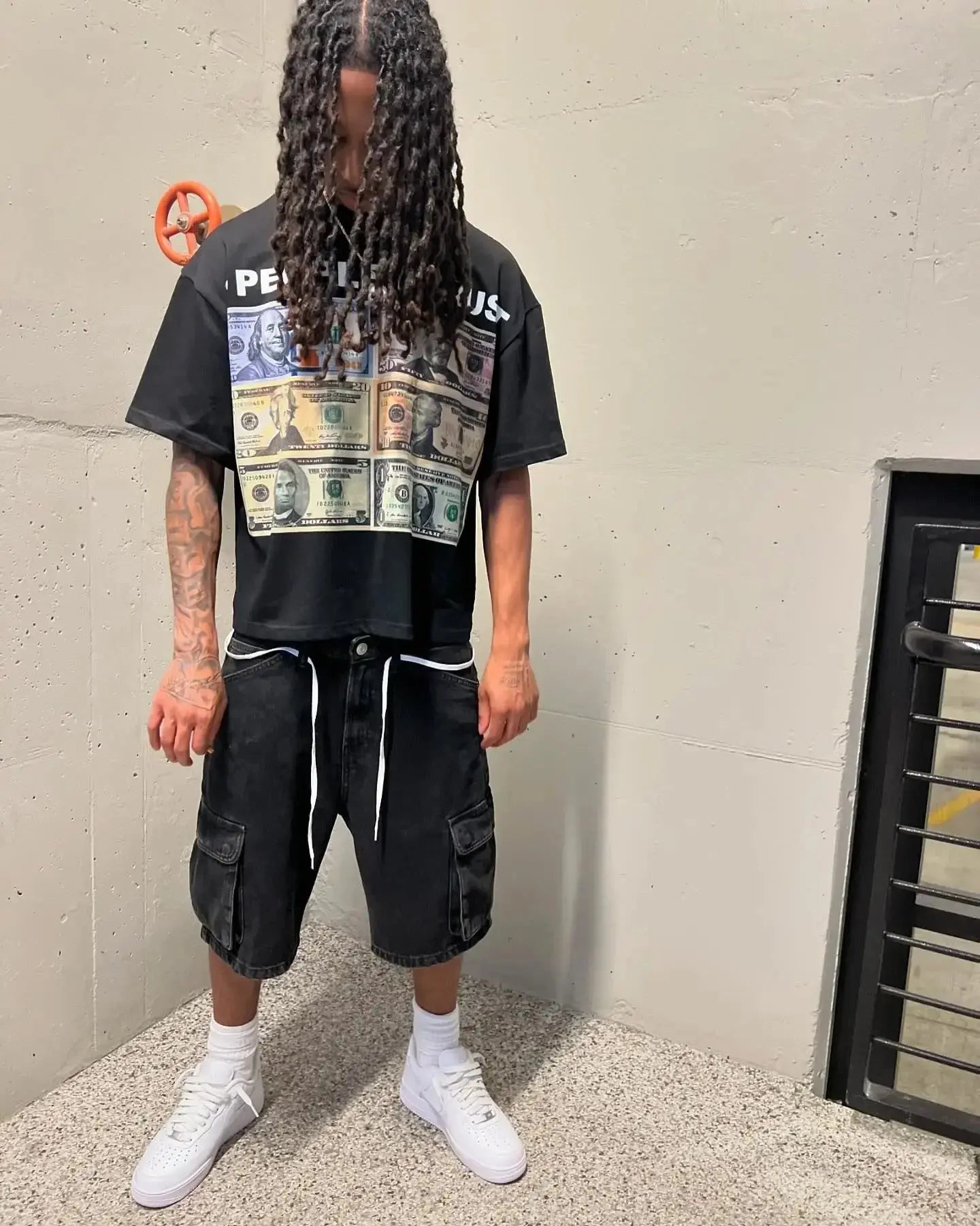 Pluto Trust Nuttin but Cash Oversized T-Shirt Pluto Clo uk | Official Website